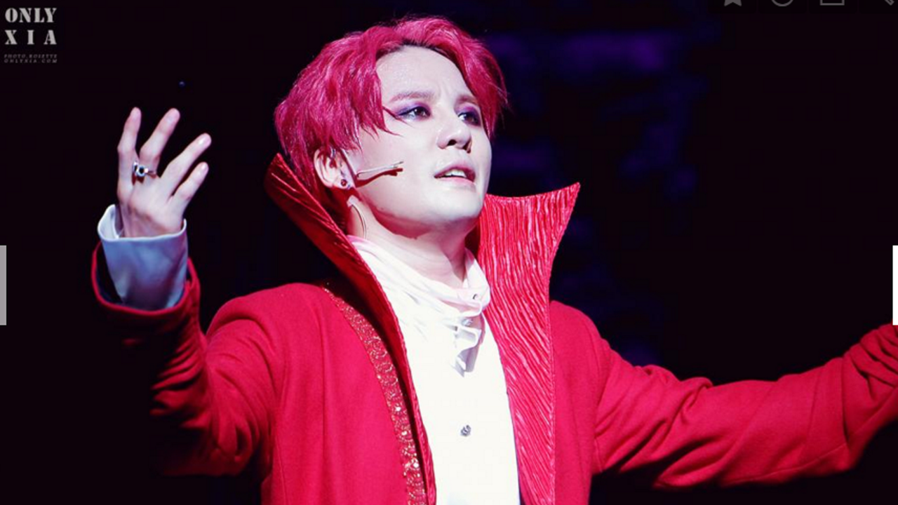Sukses Menyihir Penonton, Junsu Kembali Jadi Drakula