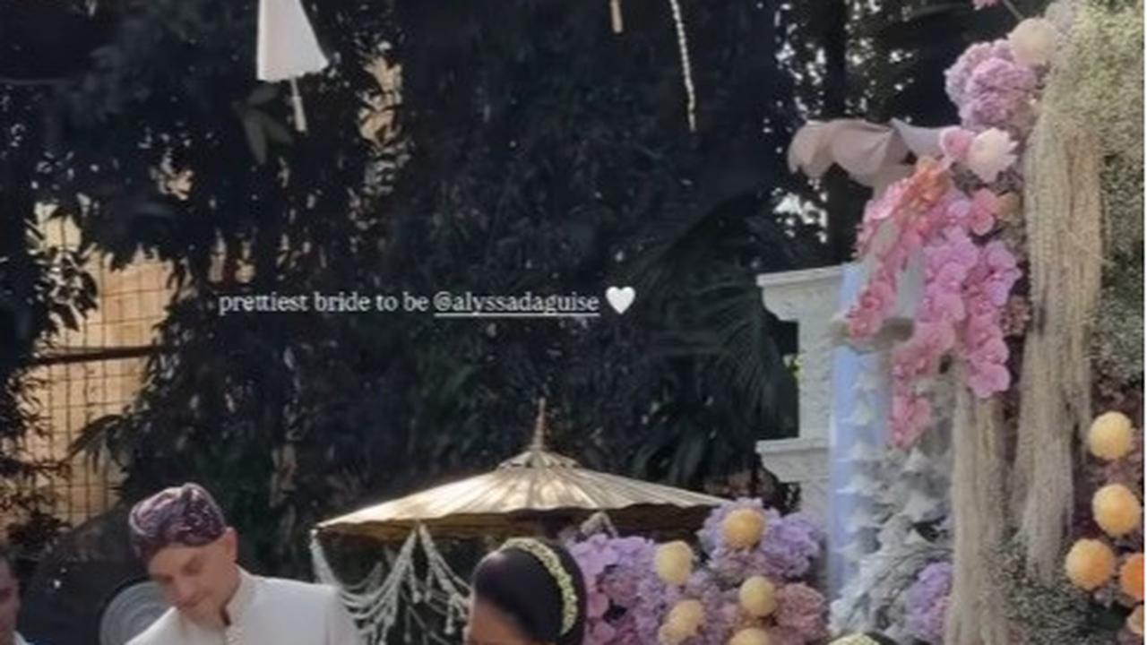 Potret Cantik Menawan Alyssa Daguise di Momen Siraman Jelang Pernikahan, Aura Pengantin Kian Bersinar