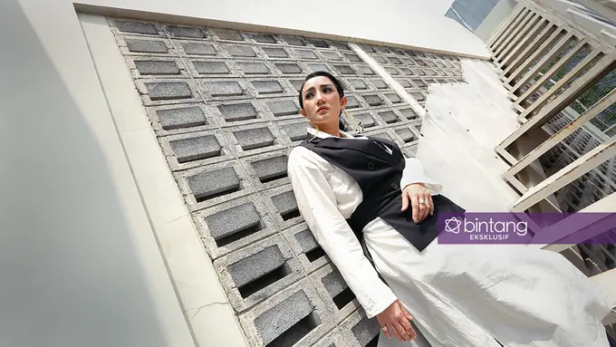 [Bintang] Eksklusif, Eksplorasi Melly Mono di Musik EDM dan Ballad