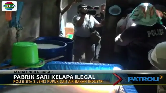Aparat Kepolisian Majalengka menggerebek industri rumahan sari kelapa karena diduga melanggar standar kesehatan pangan.