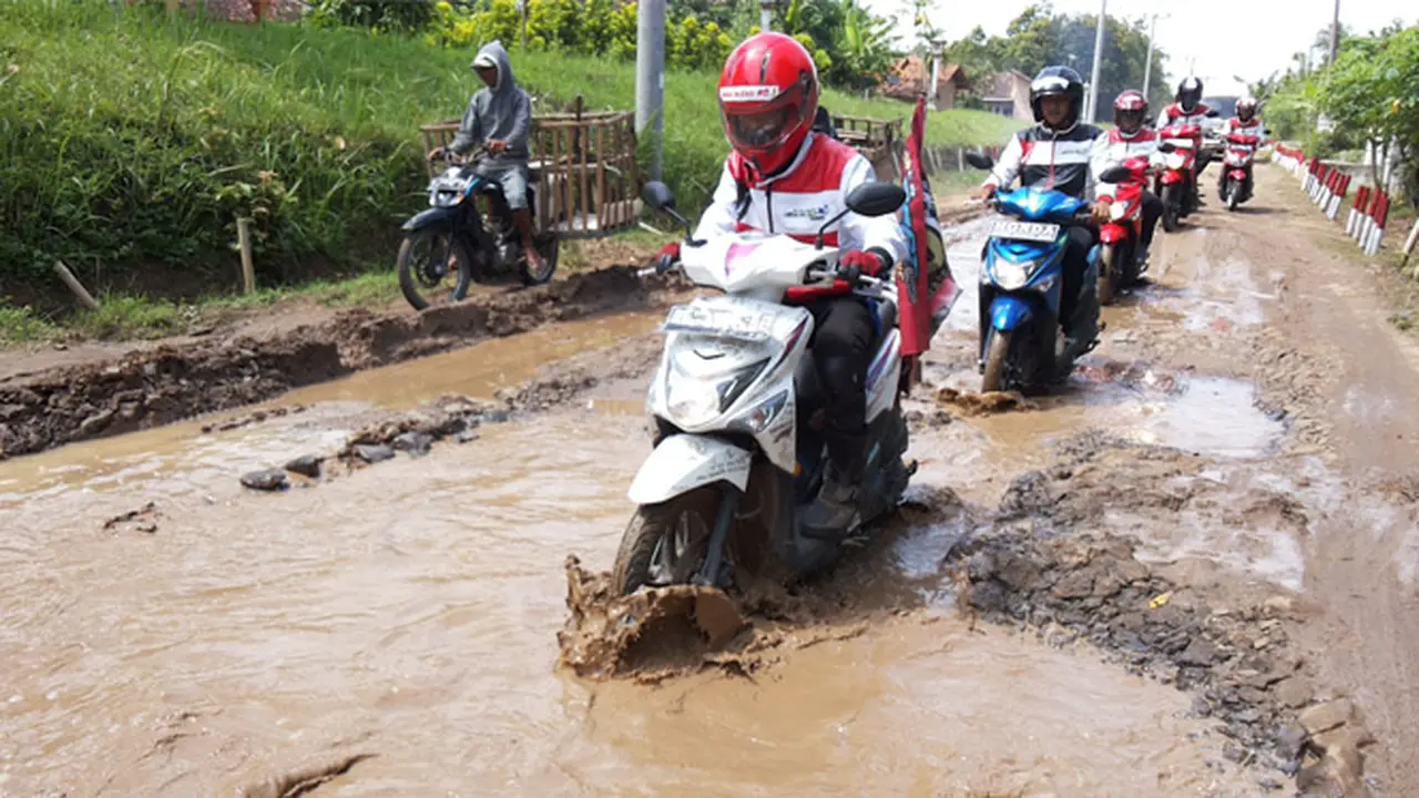 40 Hari Nonstop Menjelajah Lampung dengan Honda BeAT Super Power