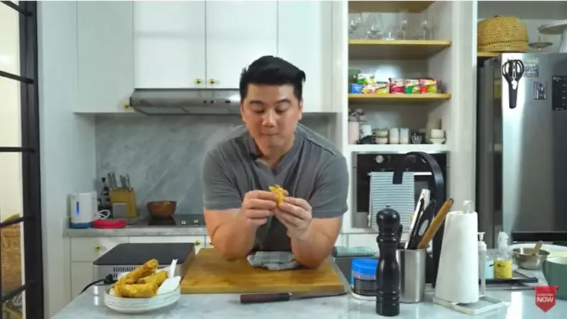 Chef Arnold Bikin Lumpia Sultan, Isinya Daging Wagyu