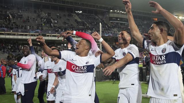 Selebrasi Para Pemain PSG - Barcelona vs PSG