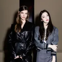 Han So Hee dan Barbara Palvin saat Hadir di Fila Milan Fashion Week 2026. [@fila_korea]