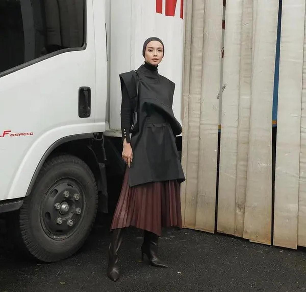 5 Tren Model Baju Lebaran 2025 dengan Gaya Modern dan Mewah, Ada Dress Katun Bolong
