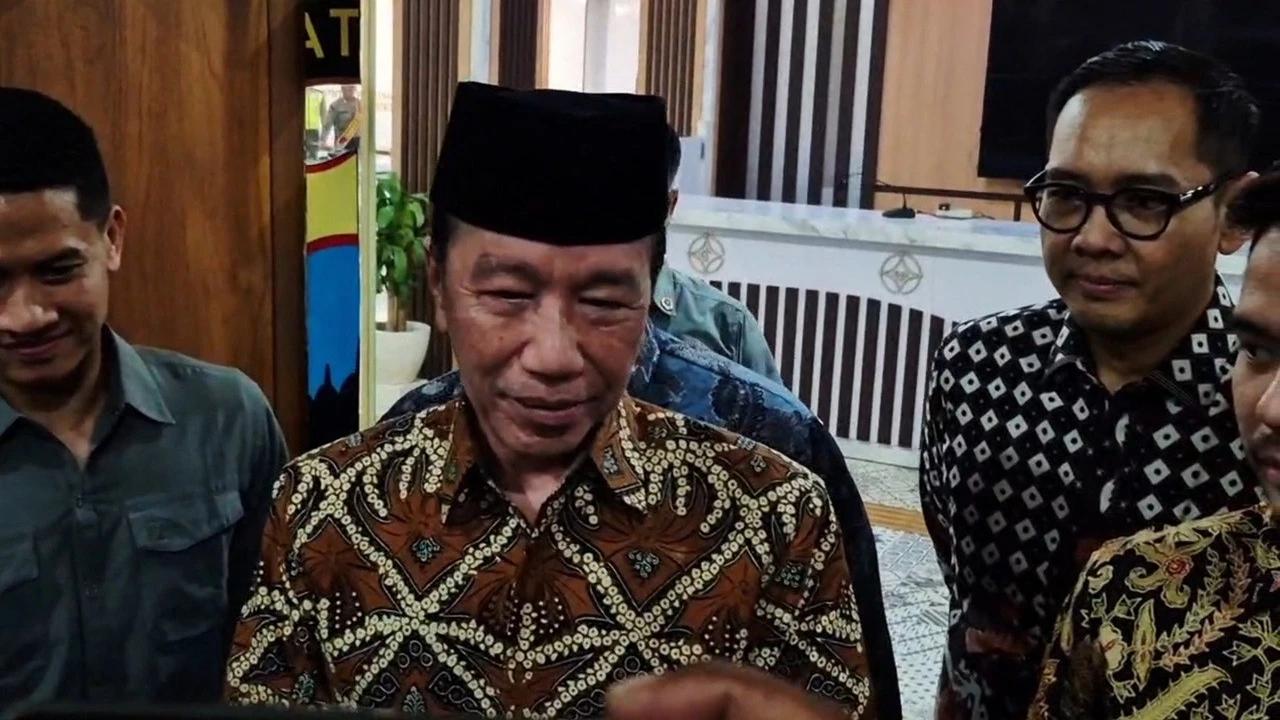 Jokowi Diperiksa 2,5 Jam di Polresta Solo, Dicecar 10 Pertanyaan Seputar Kuliah di UGM