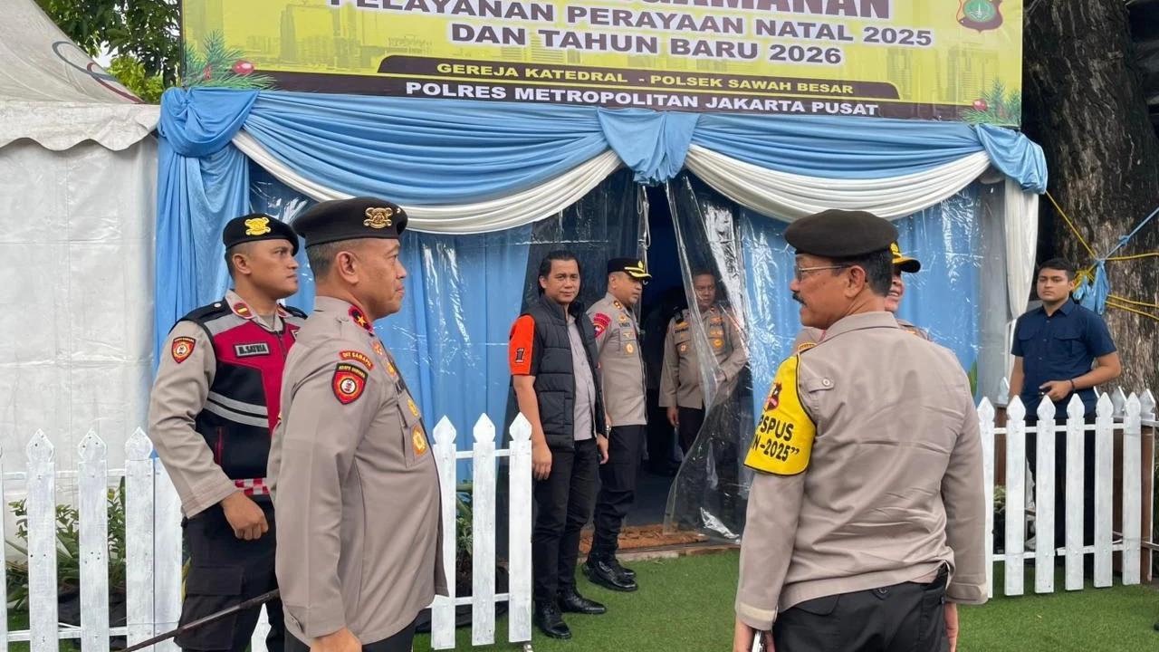 FOTO: Polri Siagakan Pengamanan Jelang Perayaan Natal dan Tahun Baru