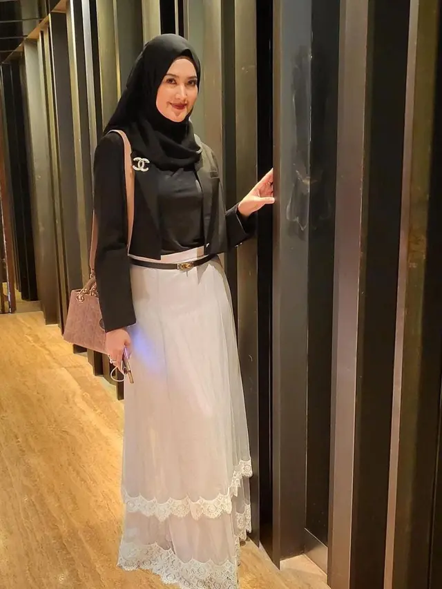 Istri Tommy Kurniawan, Lisya Nurrahmi yang jarang tersorot media