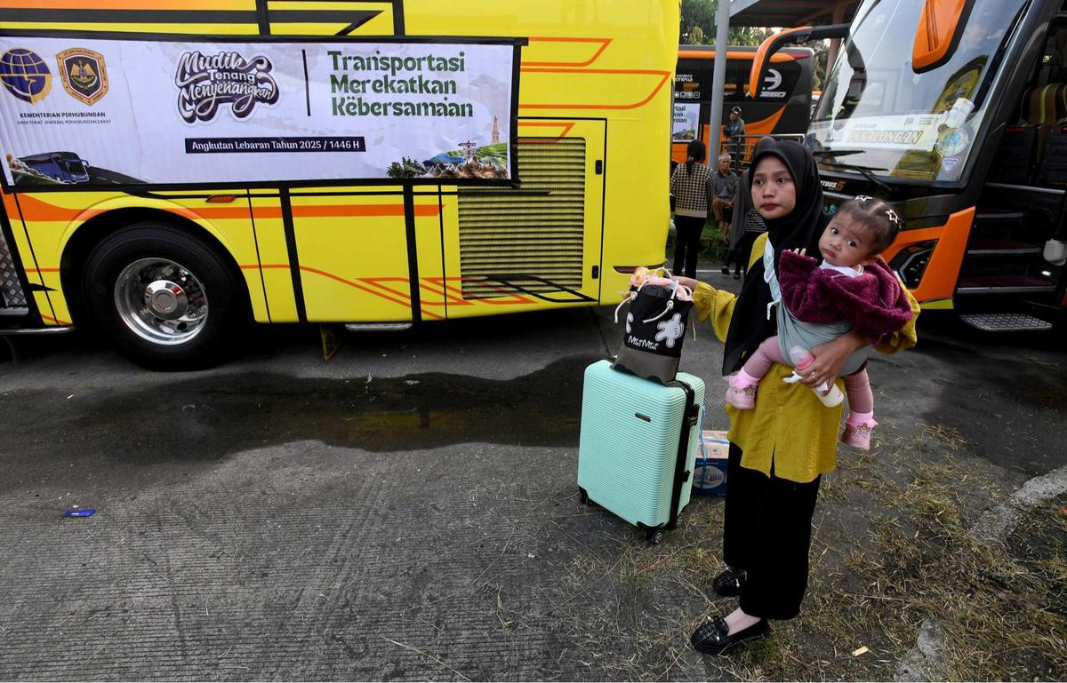 Kemenhub Berangkatkan 1.500 Peserta Mudik Gratis dari Terminal Pondok Cabe