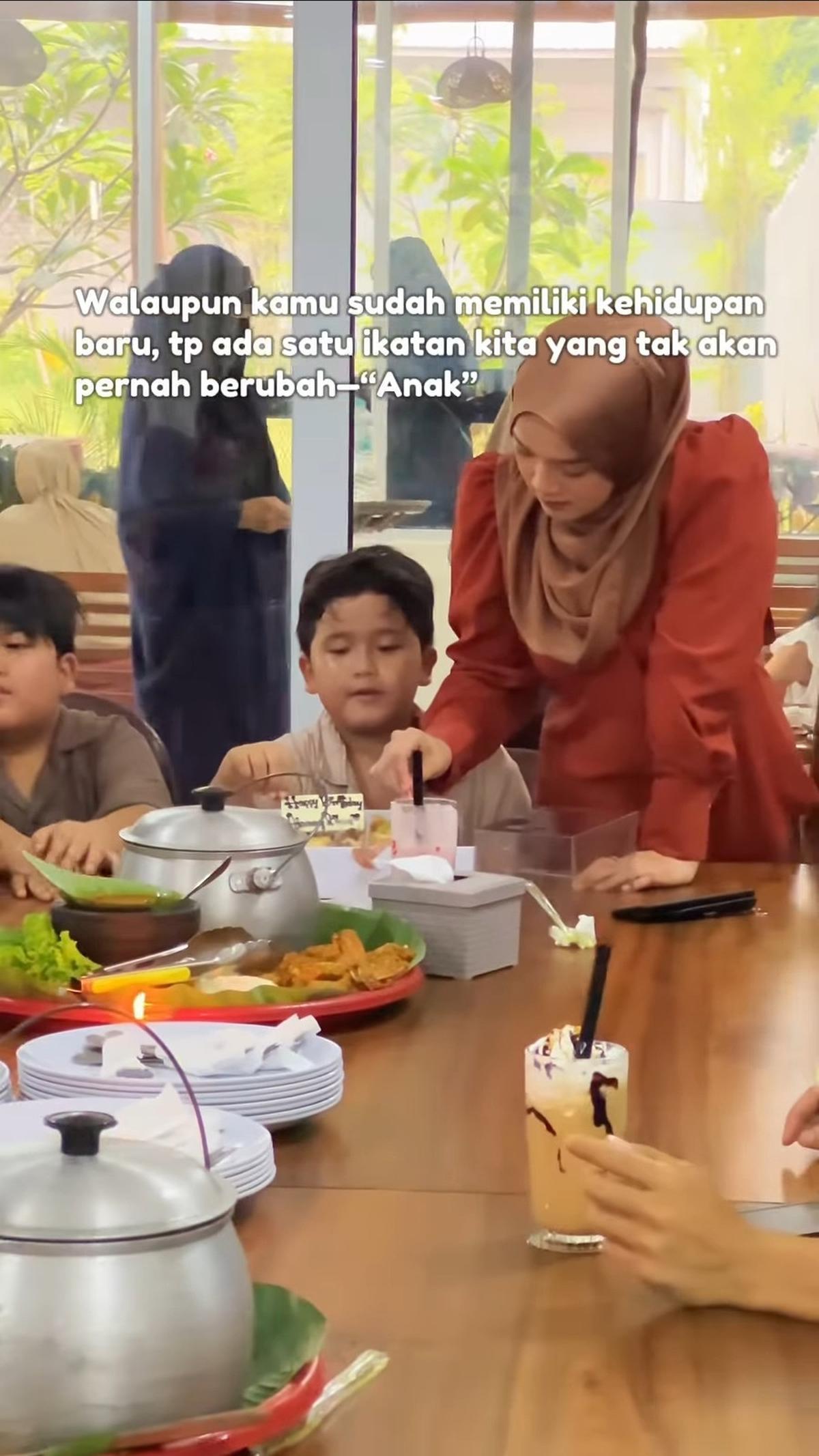 8 Potret Ririe Fairus dan Ayus Kompak Rayakan Ulang Tahun Anak, Ungkap Mantan Suami Sudah Punya Pasangan Baru - Nikahi Nissa Sabyan?