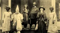 Kostum-kostum halloween zaman dulu tidak seperti sekarang. Lebih sederhana, tapi lebih menyeramkan