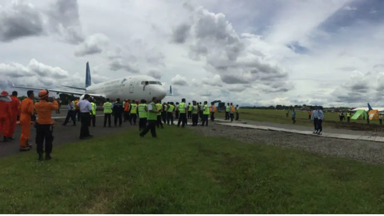 Pesawat Garuda Tergelincir di Bandara Adisutjipto