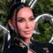 Kim Kardashian Jujur Sempat Jomlo 5 Tahun, Sekarang Jadi Kekasih Lewis Hamilton