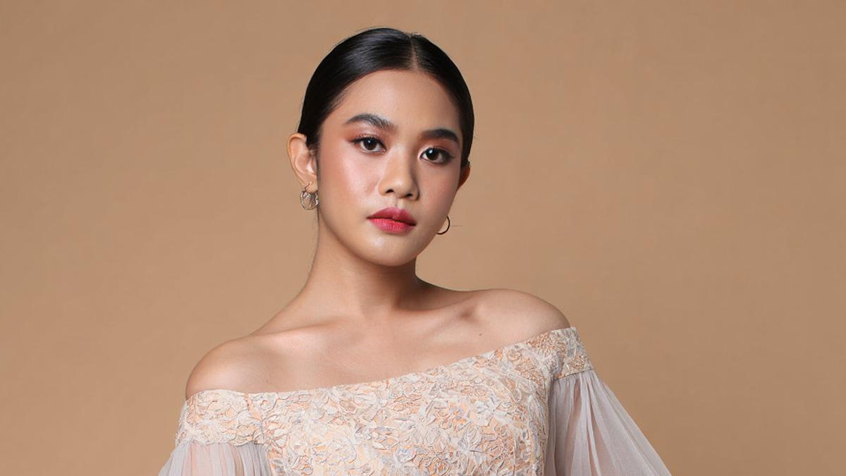 8 Model Batik Kombinasi Brokat Lengan Balon Mewah Terbaru dan Kekinian, Sedang Digemari