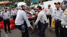 Razia Parkir Liar, Dishub Angkut Motor Pengunjung Pasar Tanah Abang