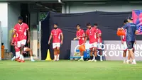 Timnas Bangladesh melakukan latihan, persiapan dalam rangkaian FIFA ASEAN Cup 2026 di Lapangan ABC, Senayan. (Dok. Official BFF Facebook)