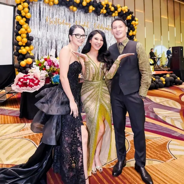 Citra Anidya rayakan ulang tahun adik (Instagram @ncit90)