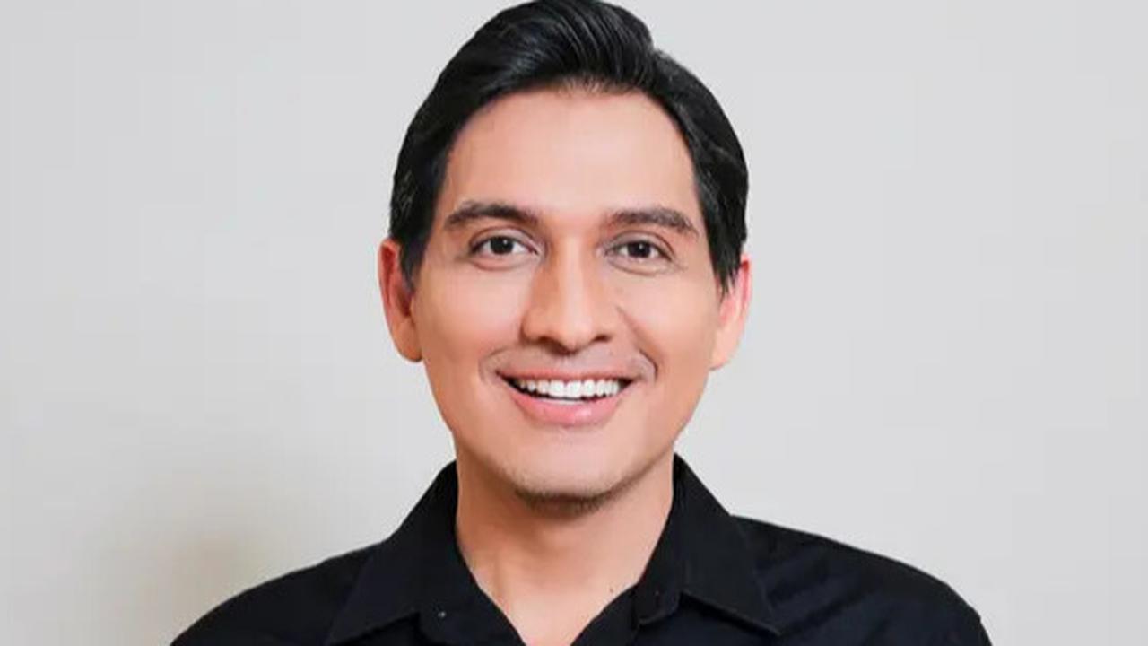 Perjalanan Karier Lucky Hakim, Dari Model Iklan TV Jadi Calon Pemimpin Indramayu