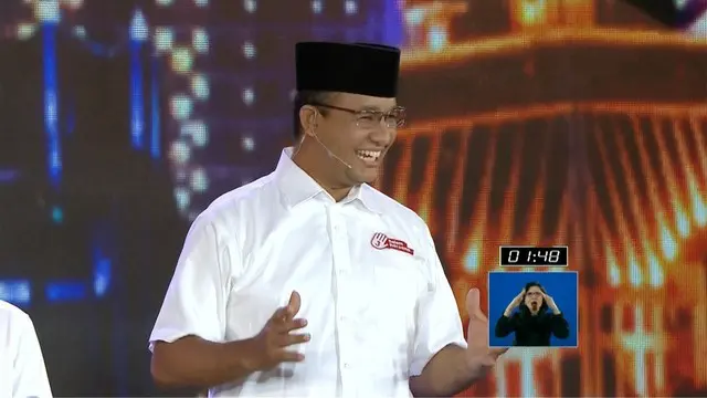 Debat Cagub dan Cawagub DKI memasuki sesi bertanya dan menanggapi pertanyaan dari masing pasangan calon 