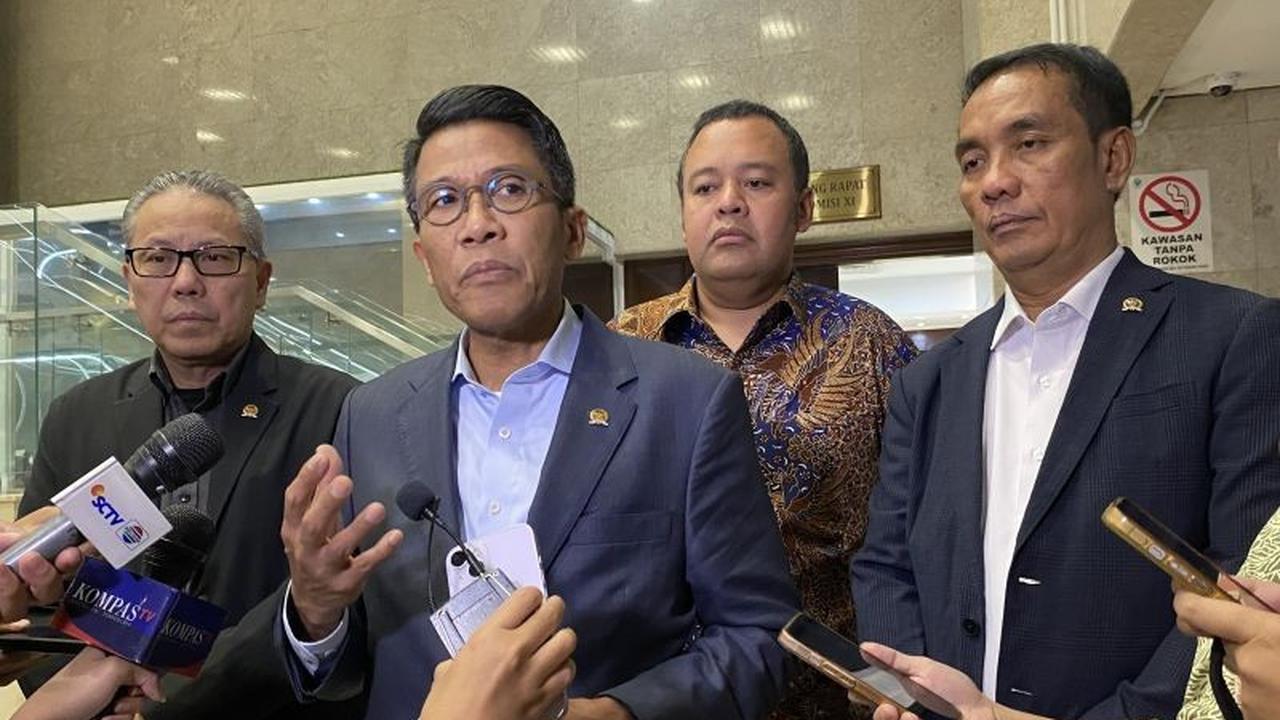 Penguatan OJK: DPR Soroti Tantangan Pengawasan Jasa Keuangan di Era Digital