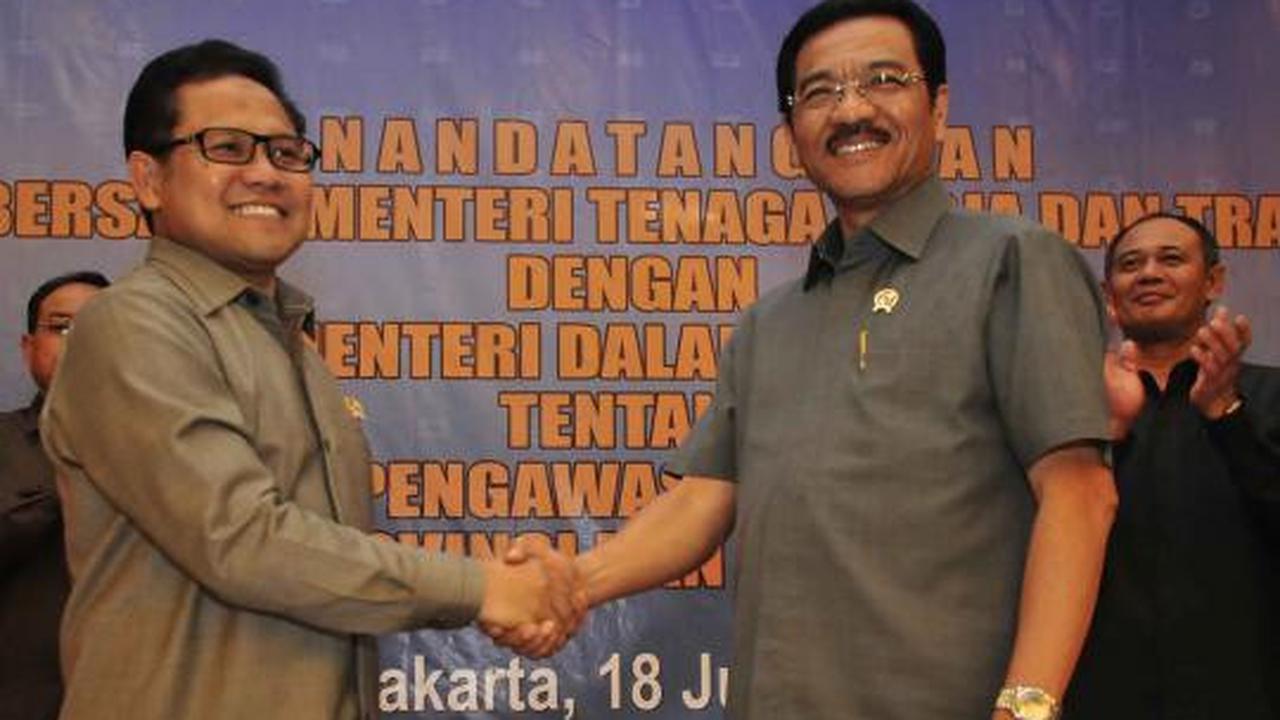 Gamawan &amp; Muhaimin tanda tangani aturan tenaga kerja