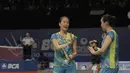 Pasangan Korea, Lee So-hee/Chang Ye-na mengalahkan pasangan Indonesia greysia Polii/Apriani Rahayu pada laga Indonesia Open 2017 di JCC, Kamis, (15/6/2017). Pasangan Indonesia  takluk 18-21, 14-21. (Bola.com/M Iqbal Ichsan)