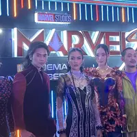 Wanda Hara, Tatjana Saphira, Rafael Tan, Aulia Sarah, Jonathan Andy hadir di acara Premiere Night & Blue Carpet ‘The Marvels’