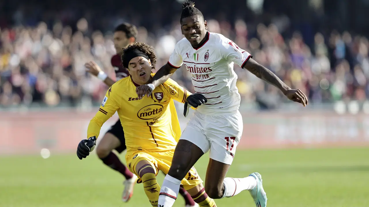 AC Milan Raih Poin Penuh di Kandang Salernitana