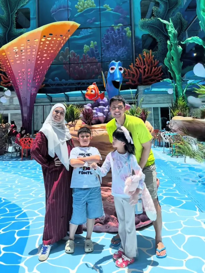 Nycta Gina saat Liburan Naik Kapal Pesirar bersama keluarga. [@missnyctagina]