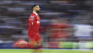 Aksi Mohamed Salah&nbsp;dalam laga Premier League antara Brighton vs Liverpool, Selasa (20/5/2025). (AP Photo/Ian Walton)