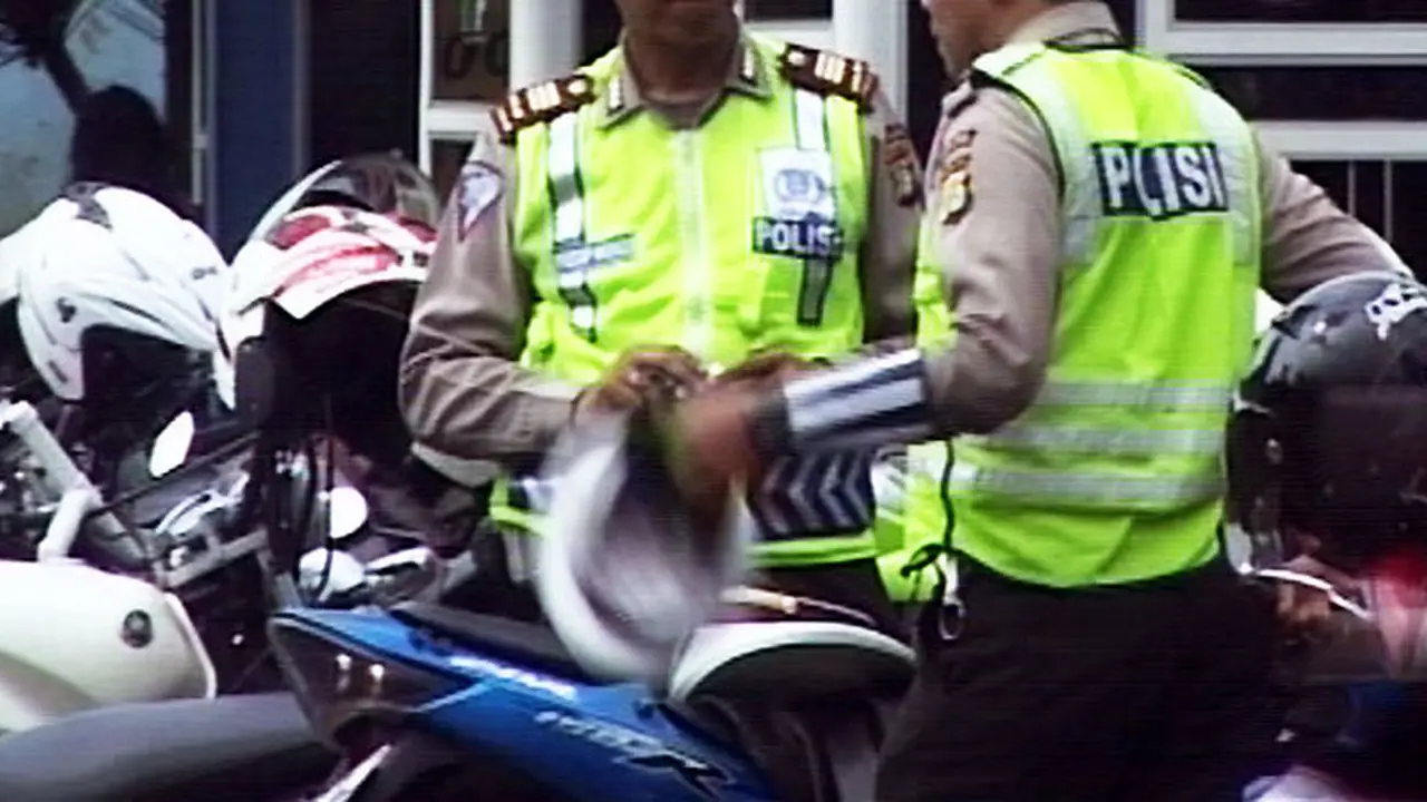 polisi-ndut121109c.jpg
