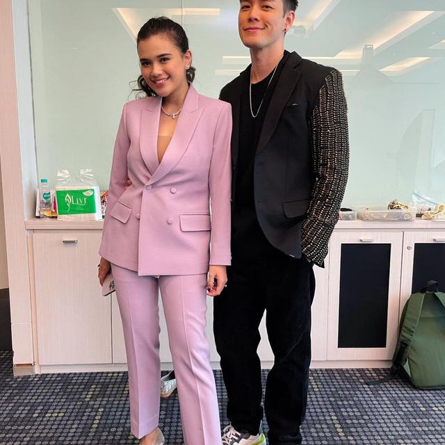 Suami Ungkap Fakta Pindah Agama, Ini 6 Potret Audi Marissa dan Anthony Kian Romantis