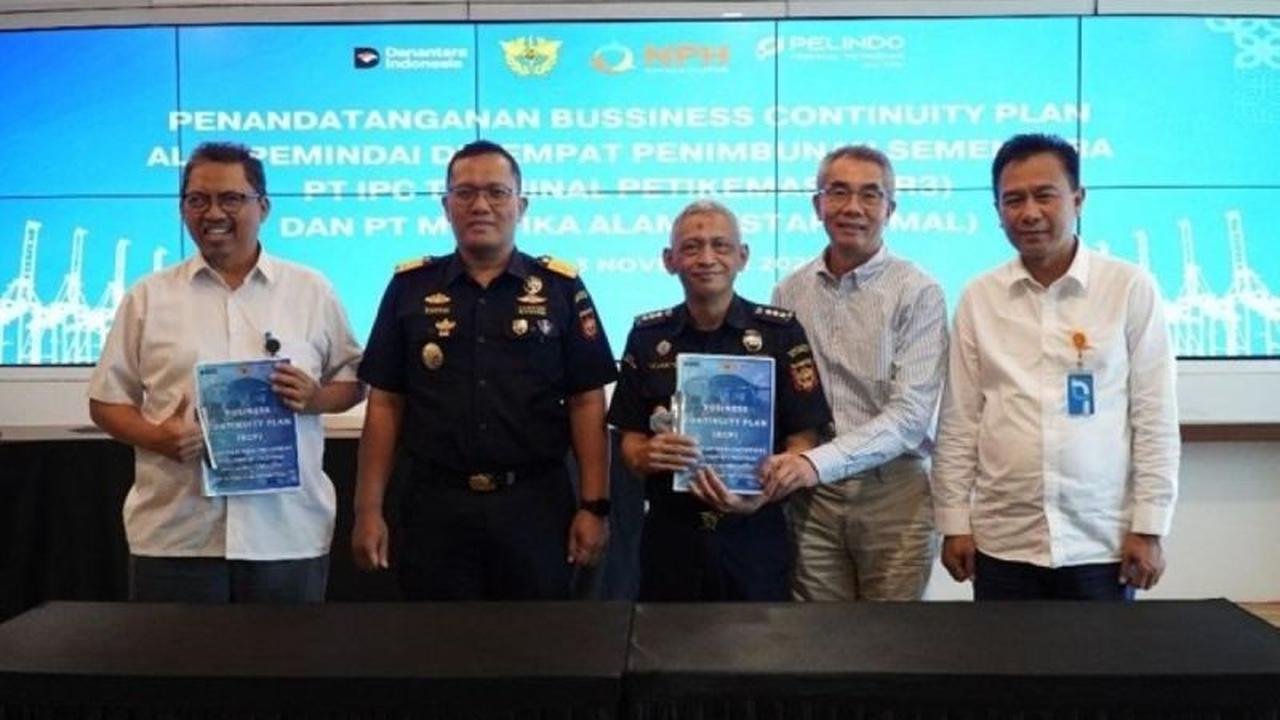 Tahukah Anda? IPC TPK Perkuat Keamanan Logistik Nasional dengan Operasikan Alat Pemindai Petikemas Canggih di Tanjung Priok