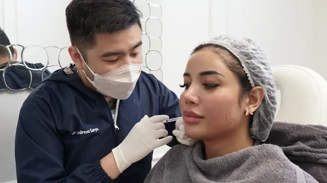 Millen Cyrus melakukan kombinasi treatment Level Up dan Mochi Morpheus