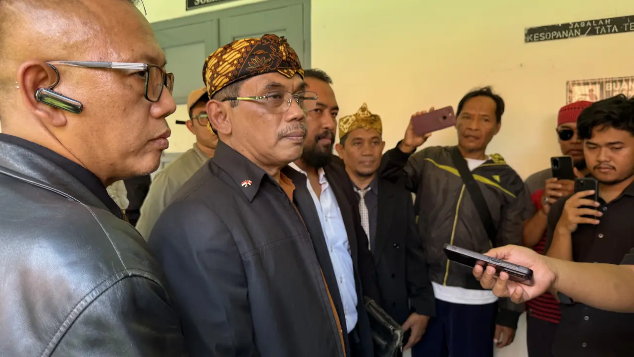 Sidang Perdana Ijazah SMA Jokowi