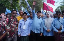 Diantar Ribuan Pendukung dan 10 Parpol Pengusung, Pasangan Iqbal-IDP Daftar ke KPU NTB