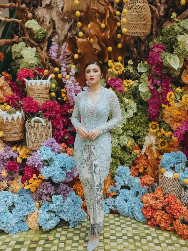 5 Potret Kebaya Menawan Pilihan Febby Rastanty dari Lamaran, Pengajian, hingga Akad Nikah