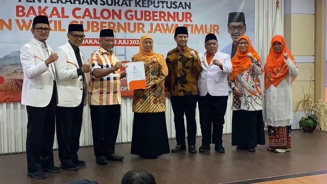 Bakal Calon Gubernur Jawa Timur, Khofifah Indar Parawansa usai mendapatkan rekomendasi dari Partai Keadilan Sejahtera (PKS).
