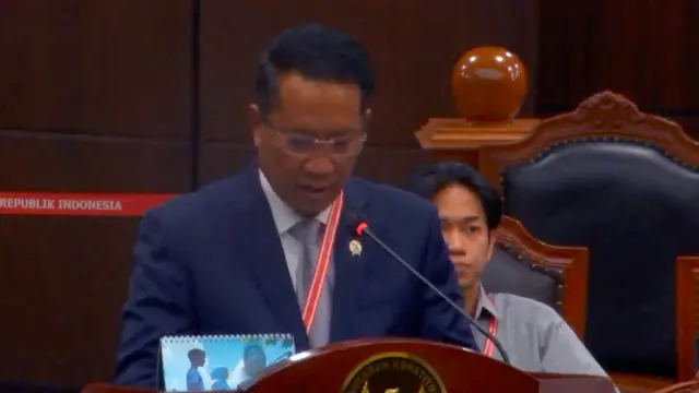 Menteri Hukum dan HAM mewakili Presiden Prabowo Subianto dalam sidang uji formil Undang-Undang Nomor 3 Tahun 2025 tentang Perubahan atas UU Nomor 34 Tahun 2004 tentang Tentara Nasional Indonesia (UU TNI) di MK. (Istimewa)