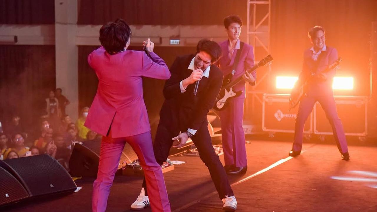 Momen El Rumi Kolaborasi di Konser 20 Tahun The Changcuters, Netizen: Vokalis Magang Tercakep