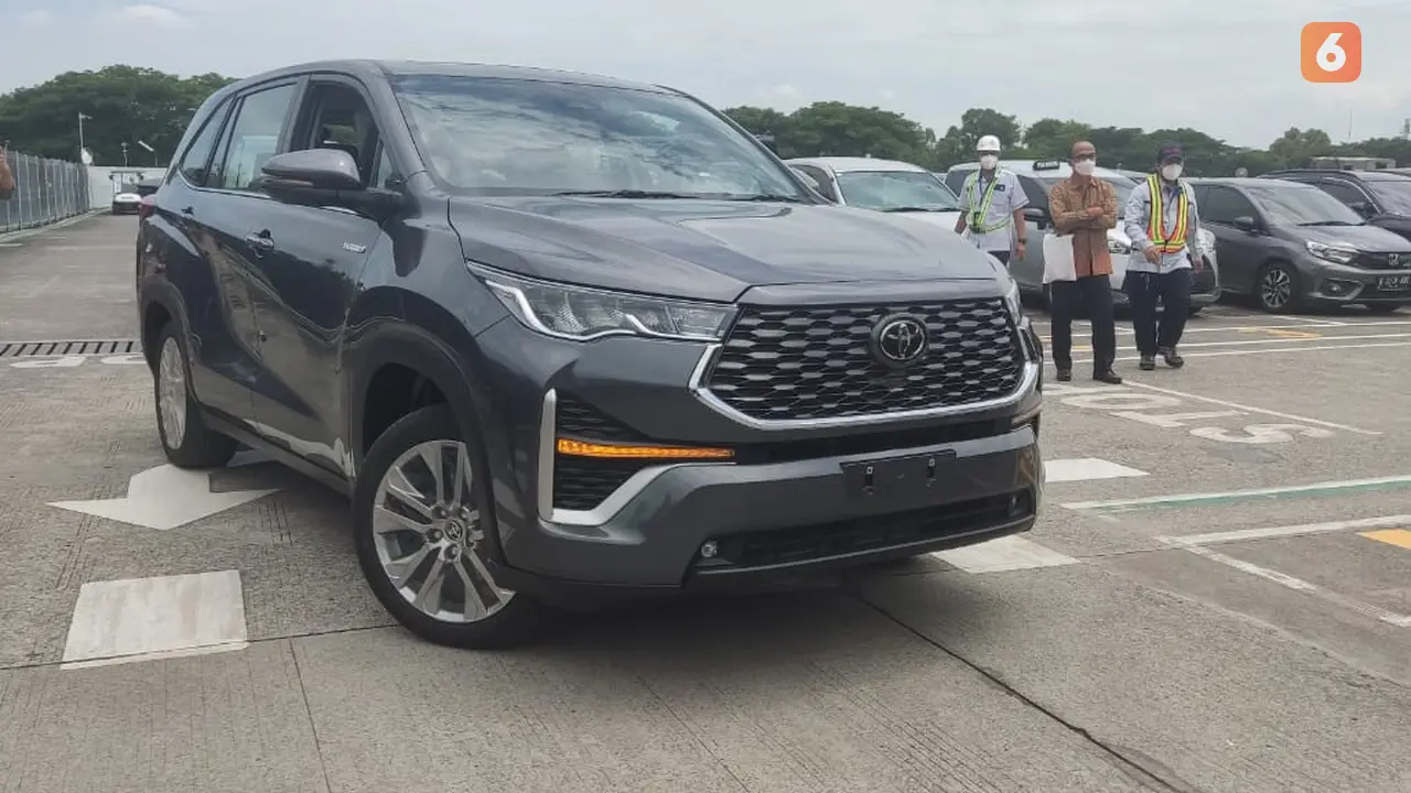 All New Kijang Innova Zenix Hybrid (Otosia/Arendra Pranayaditya)