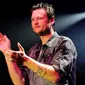 Blake Shelton merasa pemberitaan mengenai dirinya memberikan imej negatif, membuatnya rugi.