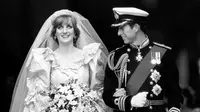 Setelah rilis di publik, foto-foto dari hari pernikahan Pangeran Charles dan Putri Diana akan dilelang bulan September mendatang.