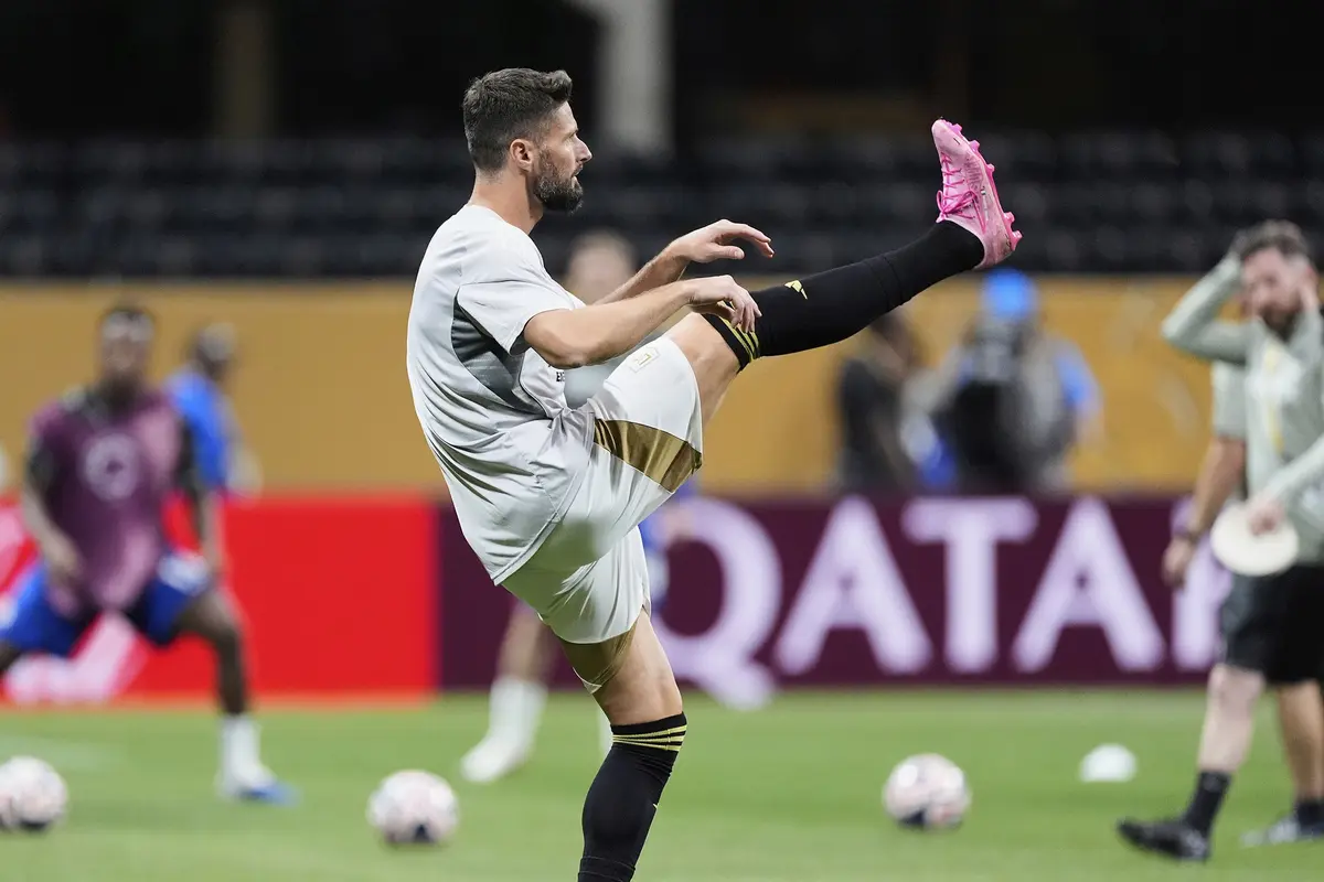 Foto: Momen Reuni Olivier Giroud dengan Chelsea di Piala Dunia Antarklub 2025
