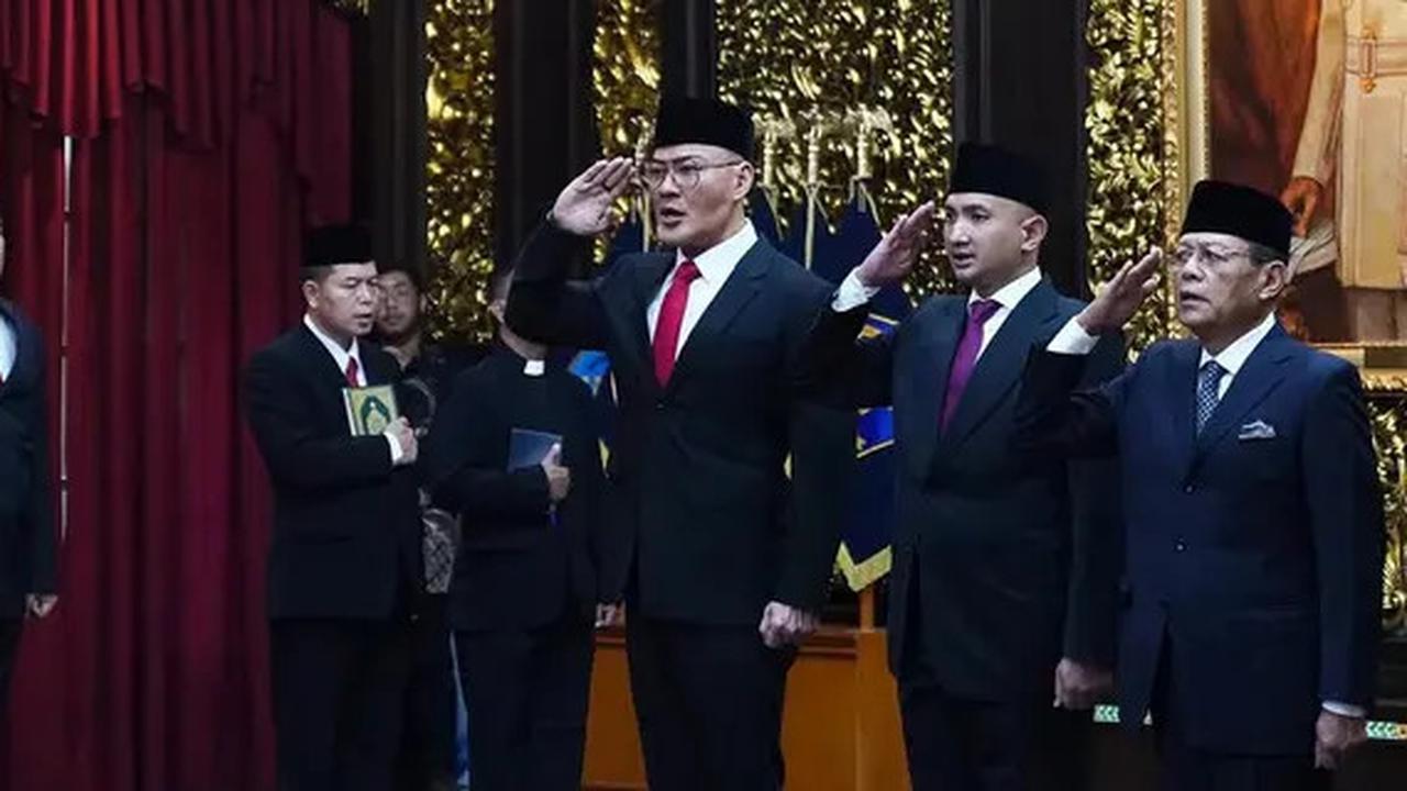 Profil Deddy Corbuzier Stafsus Baru Menhan Sjafri, Pernah Jalani Operasi Tumor hingga Bedah Plastik