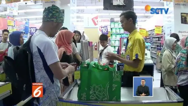 Pemerintah Kota Bogor larang penggunaan kantong plastik untuk mengurangi sampah.