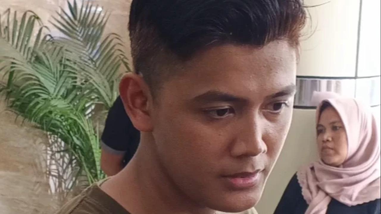 Aditya adik Anggita Rizka Utami korban selamat tabrakan kereta di Bekasi Timur