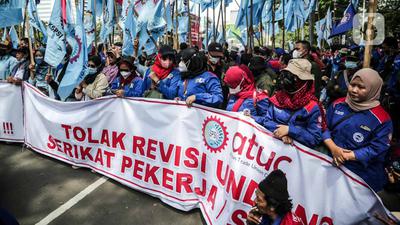 Buruh Bersuara, RUU Ketenagakerjaan Jadi Momentum Reformasi Upah