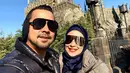 Pasangan suami istri yang satu ini memang jauh dari kabar miring, namun siapa sangka ternyata jalan mereka menuju pernikahan lah yang tidak mudah. Ada saja rintangan yang mereka temui. Sultan mengatakan, tidak mudah mendapatkan cinta Annisa Trihapsari.  (Instagramdjorghisultan)