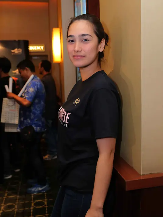 Alexandra Gottardo kembali berperan dalam dalam film Pinky Promise. Pemeran 31 tahun itu didapuk sutradara Guntur Soeharjanto yang bertolak belakang dengan kehidupan kesehariannya. (Andy Masela/Bintang.com)